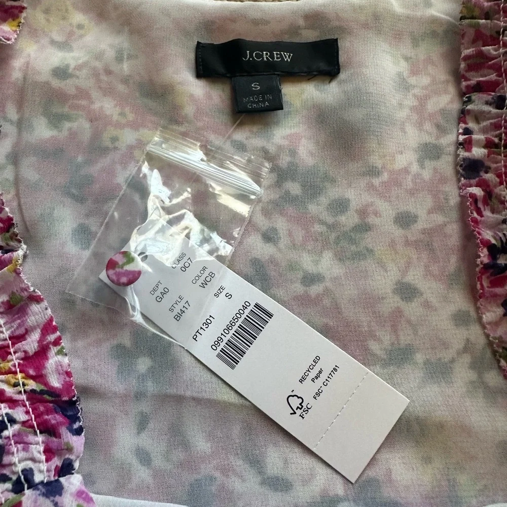 NWT J. Crew Cap-sleeve Crinkle Chiffon Top in floral fields size Small